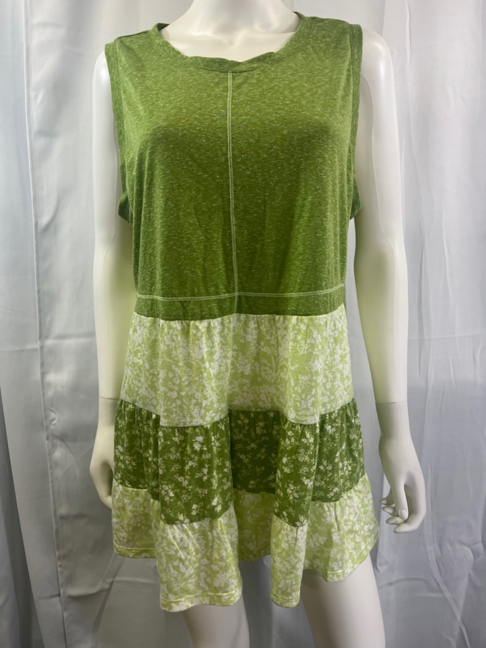 Cato Sleeveless Green Tiered Floral Tunic